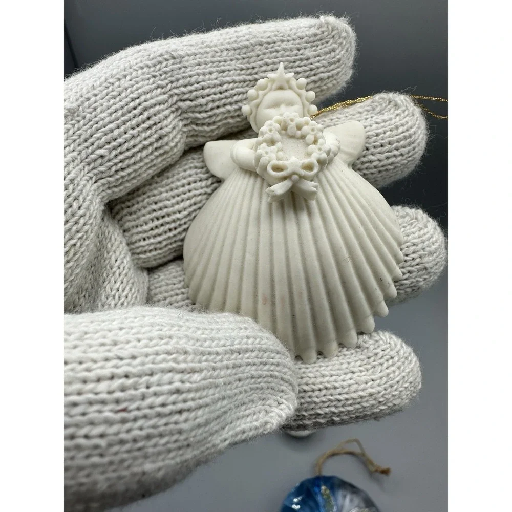 Vintage Christmas Ornaments Lot of 4
